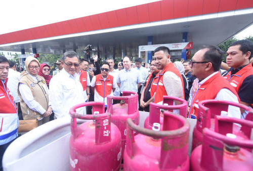 Menteri ESDM Cek Kesiapan Pertamina di Surabaya, Pastikan Stok BBM dan LPG Lancar