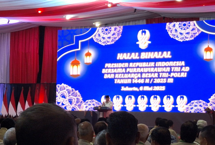 Kelakar Prabowo Sebut AHY-Sugiono Purnawirawan Muda, 'Letkol Teddy Belum Purnawirawan'