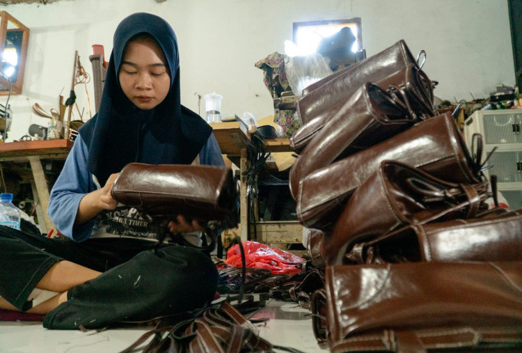 Kampung-Kampung Ikonik Sidoarjo (9): Kampung Tas Tanggulangin Sepi di Etalase, Ramai di Produksi