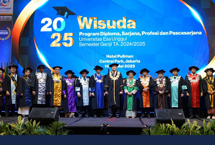 Universitas Esa Unggul Gelar Wisuda Semester Ganjil Tahun Akademik 2024-2025, Kukuhkan 1.194 Lulusan