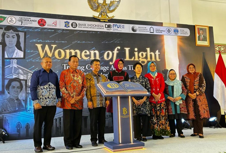 Kobarkan Semangat Kartini, Perwakilan BI Jatim Hadirkan Women of Light: Tracing Courage Across Time