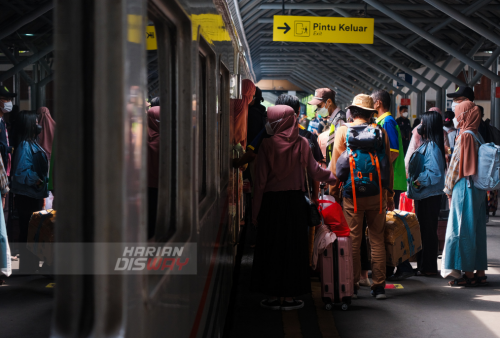 Puncak Arus Mudik Transportasi Kereta Api