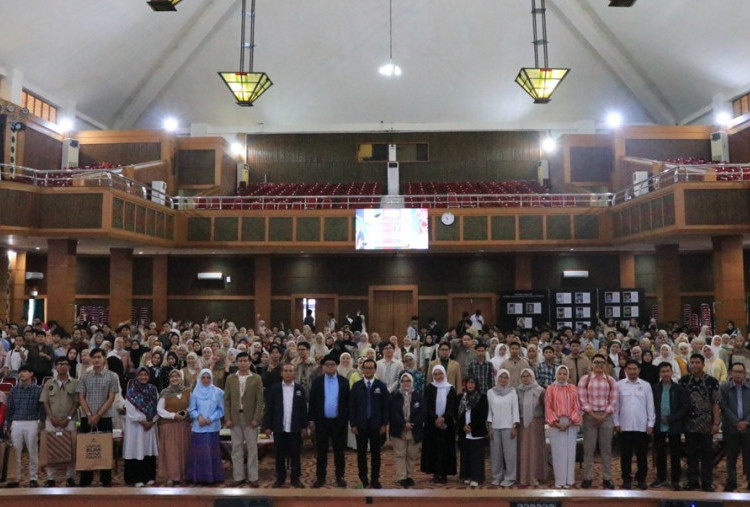 449 Calon Wisudawan Ikuti Yudisium ke-141 FDIKOM UIN Jakarta, Dorong Jaga Jejaring dan Kejar Mimpi