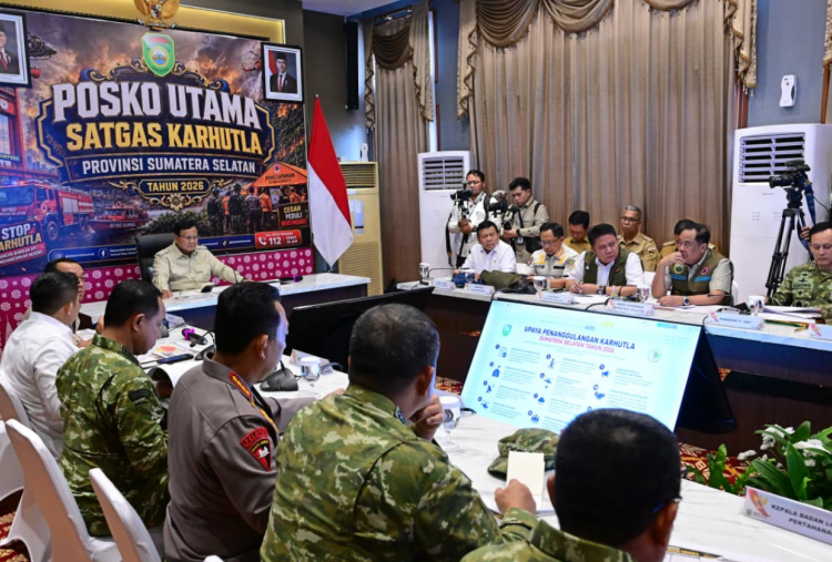 Karhutla di Sumsel Belum Padam, Prabowo Dorong Ubi Bombing dari Singkong