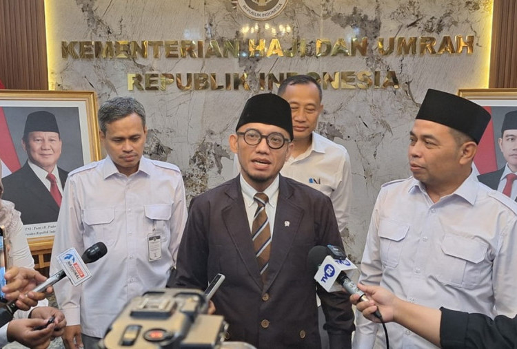 Wamenhaj Imbau Jemaah Umrah Tak Gunakan Maskapai Transit Singapura dan Malaysia, Ini Alasannya