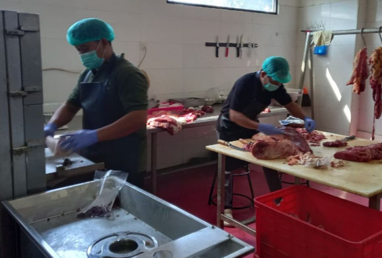 Dapur MBG Dongkrak Omzet Konsumsi Ayam Potong