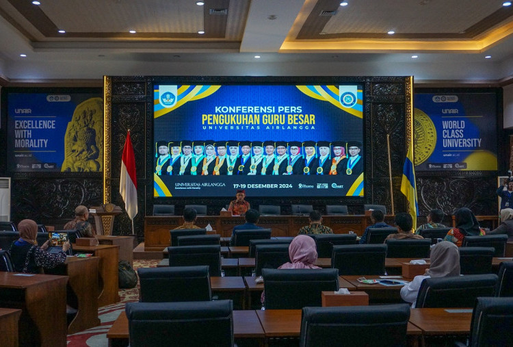 Jelang Pelantikan 16 Guru Besar Baru Unair, Para Calon Guru Besar Gelar Orasi Ilmiah