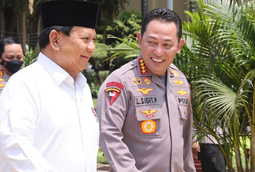 Prabowo Hadiahkan G2 Elite Pada Jenderal Listyo Sigit, Pindad Akan Suplai Kelengkapan Polisi?