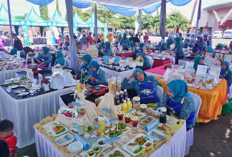 Semarak Festival Gemar Makan Ikan di Kota Pasuruan 