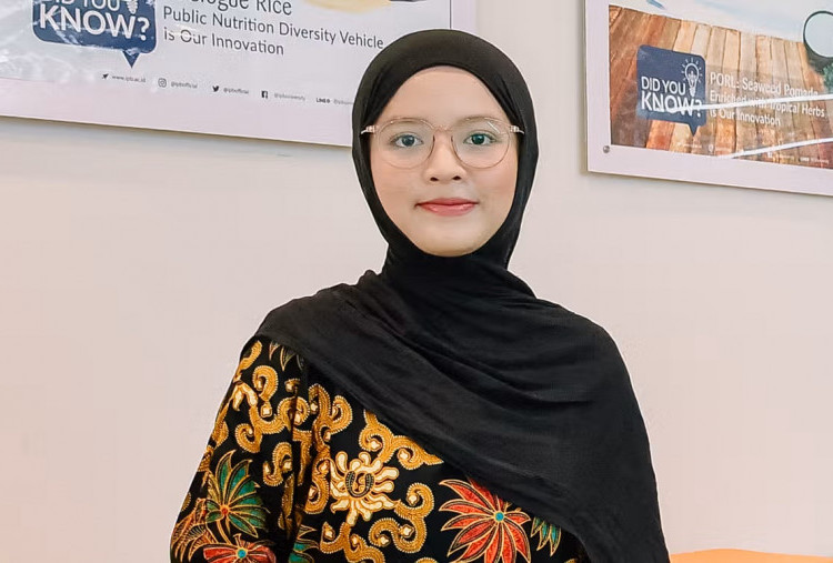 Hebatnya Aulia, Anak Tukang Tambal Ban Jadi Lulusan Terbaik IPB Prodi Silvikultur