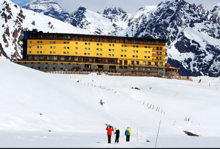 Ski Portillo, Surga Musim Dingin di Pegunungan Andes 