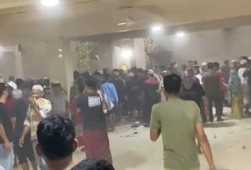 Lagi Sholat Tarawih, Kubah Masjid di Makassar Mendadak Roboh, 6 Orang Terluka Parah