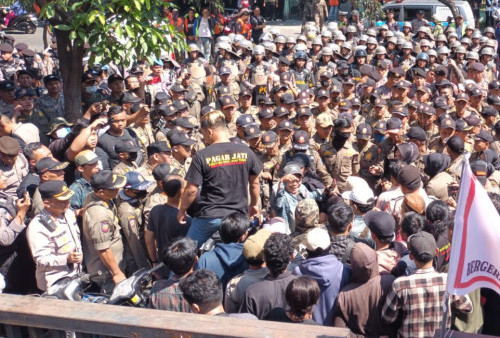 Nunggak Sewa, Penertiban 43 KK di Rusunawa Gunungsari Surabaya Sempat Ricuh