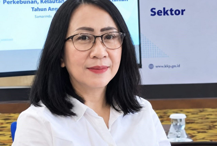 Cheng Yu Marketing Manager PT Gunung Intan Permata Debora Esther Rouna Manueke: Qian Li Zhi Xing Shi Yu Zu Xia