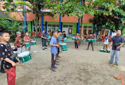 Siswa Kembali Diaktifkan Berlatih Drumband