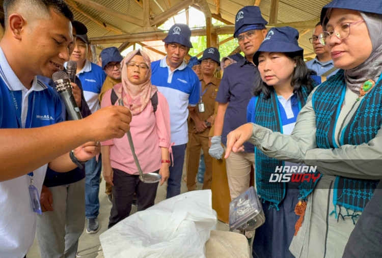 Kolaborasi Petani dan Industri Kosmetik Diperkuat di Sentra Serai Wangi Lebak