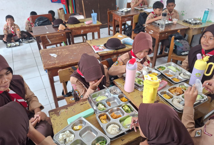 Ini 3 Menu MBG Selama Bulan Ramadan, Cek Skema Distribusi ke Wilayah Muslim dan Non-Muslim
