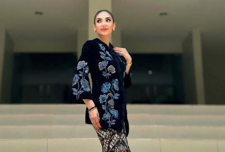 Perkenalkan! Ghina Raihanah Kekasih Izzat Assegaf, Calon Menantu Najwa Shihab yang Bersinar di Dunia Hukum