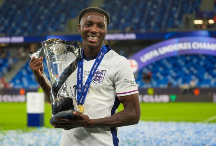 Juventus Lanjutkan Negosiasi Brooke Norton-Cuffy, Harga Genoa Masih Tinggi