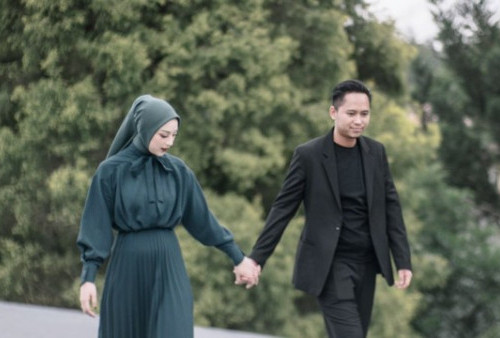 Rayakan Ulang Tahun Pernikahan Pertama, Dinan Fajrina Tulis Pesan Menyentuh Untuk Doni Salmanan