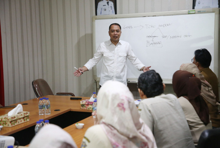 Genjot PAD Parkir, Eri Cahyadi Terapkan Sistem Tap di Kafe hingga Hotel, Target 2.400 Titik Terpasang hingga 17 Agustus