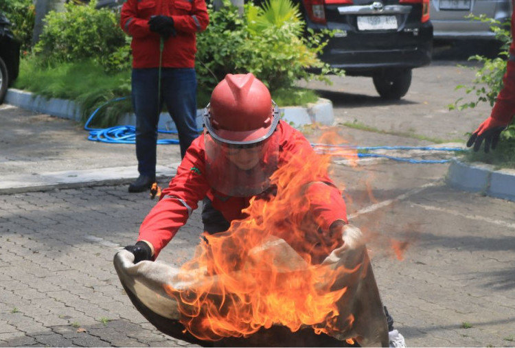 ISTTS Gelar Pelatihan K3 bersama Profesional, Persiapkan Mahasiswa Hadapi Dunia Kerja