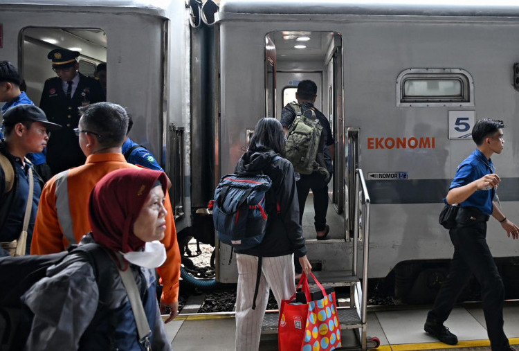 Menhub Minta Pemprov DKI Permudah Akses Pemudik Menuju Terminal dan Stasiun