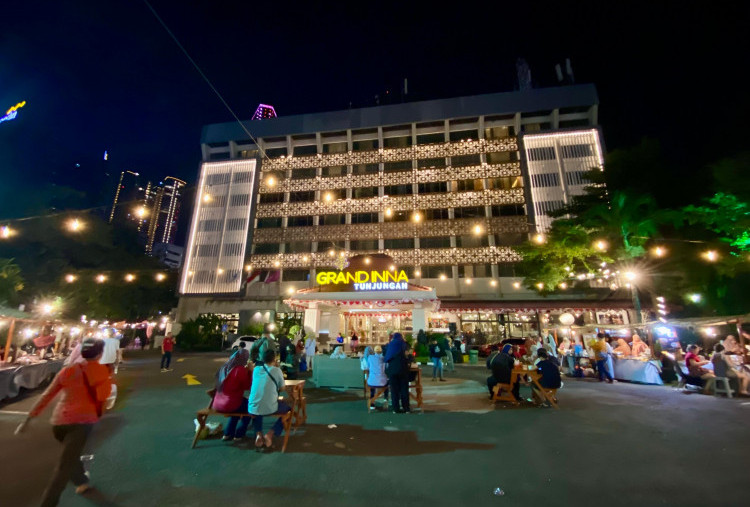 Grand Inna Tunjungan Raih Juara 2 Best Tourism Attraction dalam Surabaya Tourism Awards 2025