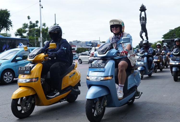 TVS iQube Padel Day: Satukan Riding, Olahraga, dan Gaya Hidup Elektrik