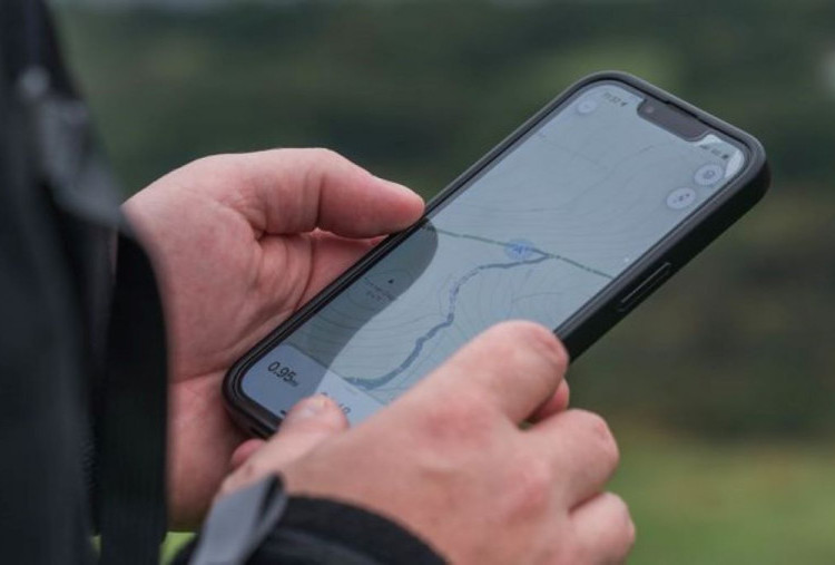 Rekomendasi 7 Smartphone dengan Kecerahan Layar Tinggi 2026, Tetap Jelas di Outdoor