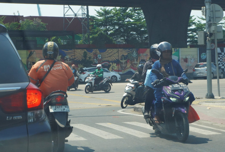 Bikers Mesti Tahu! Jalan Pintas Berujung Bahaya, Lawan Arah Ancam Keselamatan
