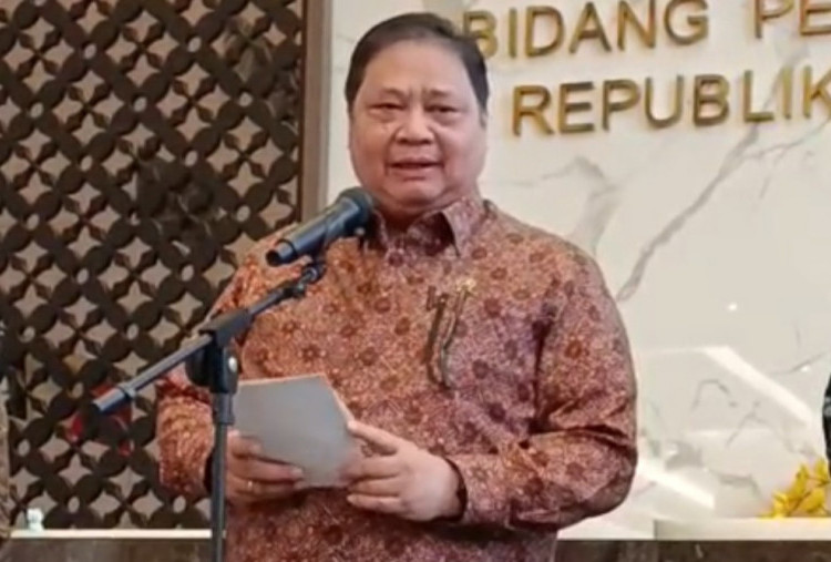 Pengangguran Turun, Airlangga Sebut Serapan Tenaga Kerja Naik 15 Persen