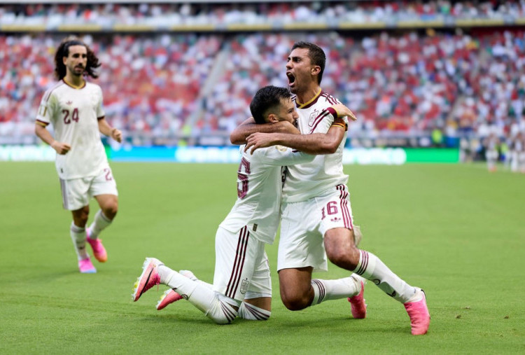 Uruguay vs Spanyol 0-1, La Roja Jawara Grup H, La Calese Out dari Piala Dunia