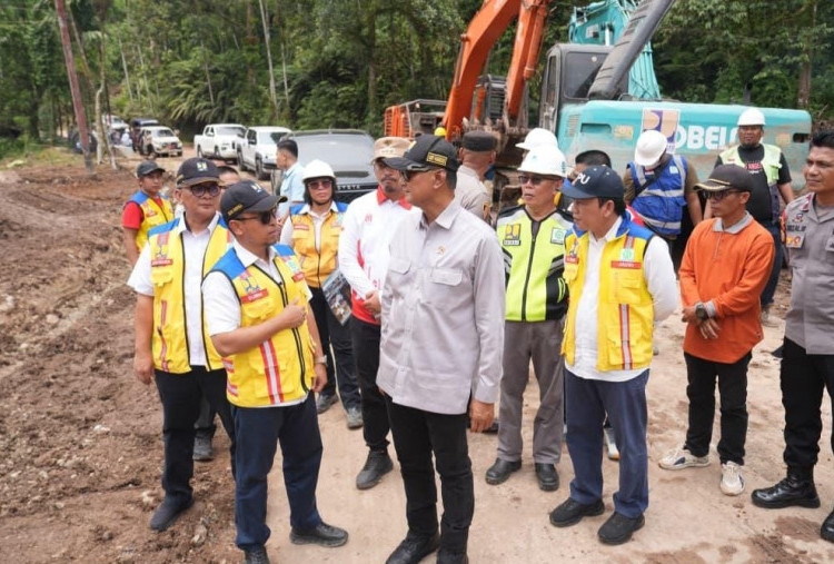 Antisipasi Banjir Bandang Berulang, Menteri PU Dody Minta Hulu Batang Tapan Dicek
