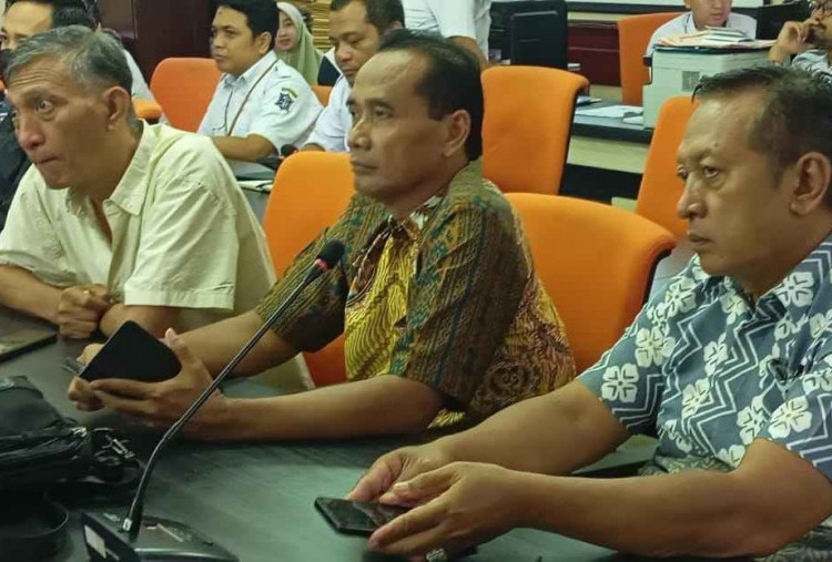 Warga Gunung Anyar Tambak Keluhkan Banjir, Komisi C DPRD Surabaya Dorong Kajian Drainase