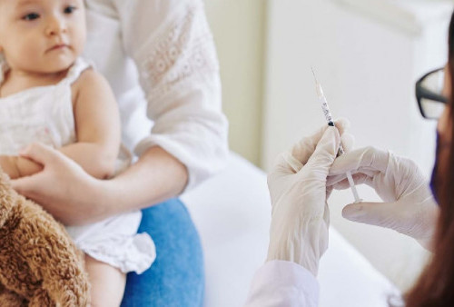 Jadwal Lengkap Imunisasi, Pastikan Si Kecil Dapat 14 Jenis Vaksin