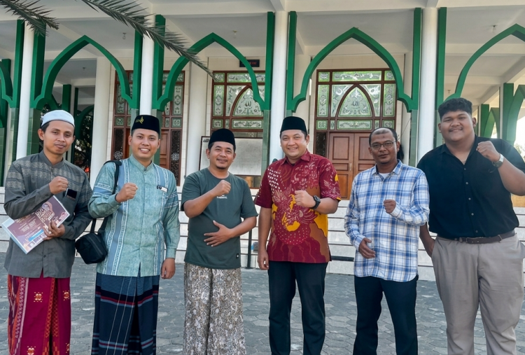 Ponpes Syekh Abdurrahman Rabah Gelar Sparing Partner dengan Al-Majidiyah 