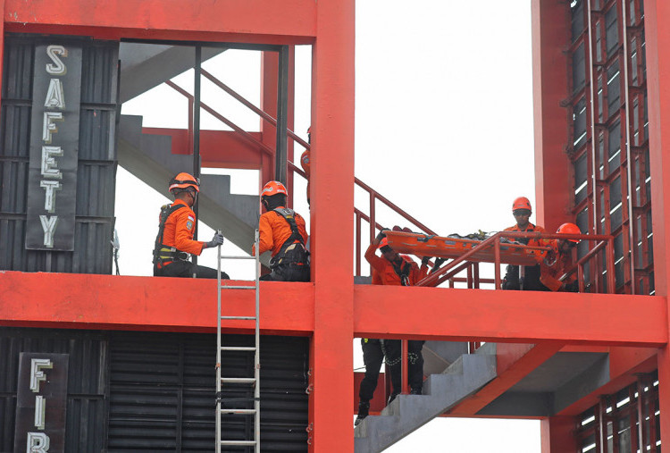 Basarnas Surabaya Siaga Cuaca Ekstrim Jawa Timur