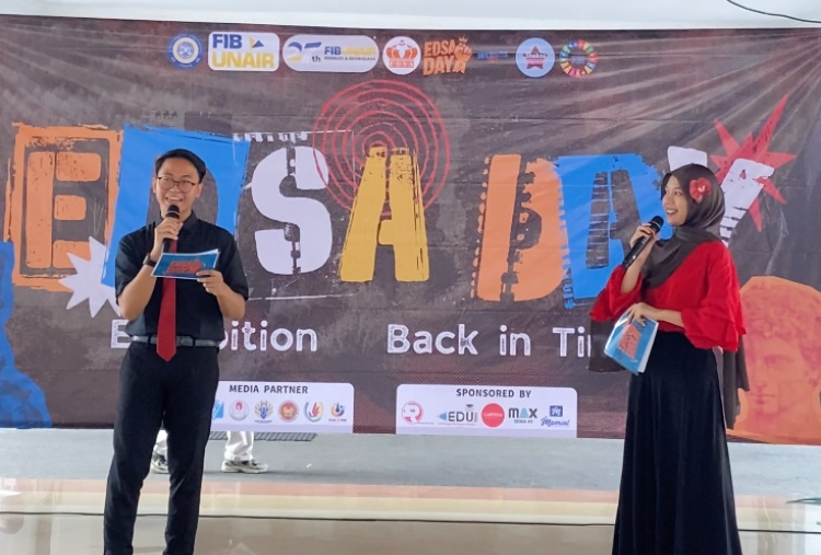 Basasing Unair Rayakan Dies Natalis ke-36, EDSA DAY Tampilkan 5 Era Sejarah Bahasa Inggris Lewat Penampilan Drama