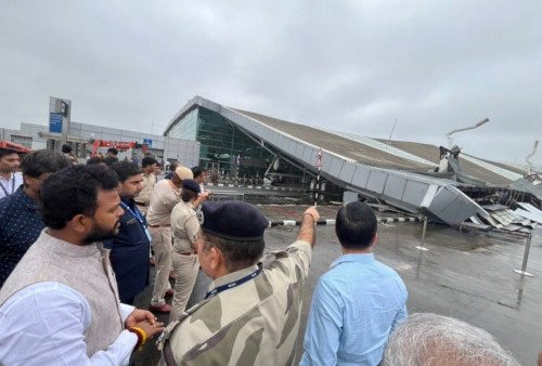 Atap T1 Bandara Delhi India Ambruk Sebabkan 1 Meninggal dan 6 Luka-luka, Semua Penerbangan Dibatalkan