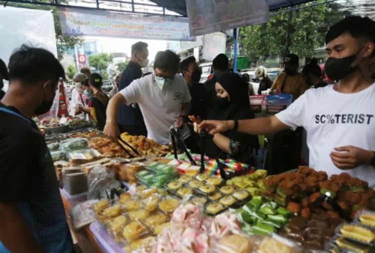 7 Tempat Berburu Takjil di Jakarta Selatan Enak dan Harga Terjangkau, Gak Bikin Dompet Boros!