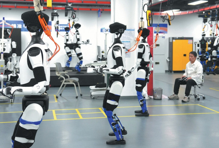 Produksi Robot Humanoid Tiongkok Diproyeksikan Tembus 100 Ribu Unit