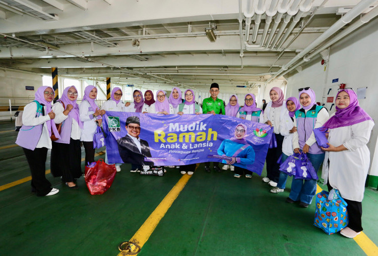 Sambangi Pelabuhan Merak, Perempuan Bangsa Sosialisasi Mudik Ramah Anak