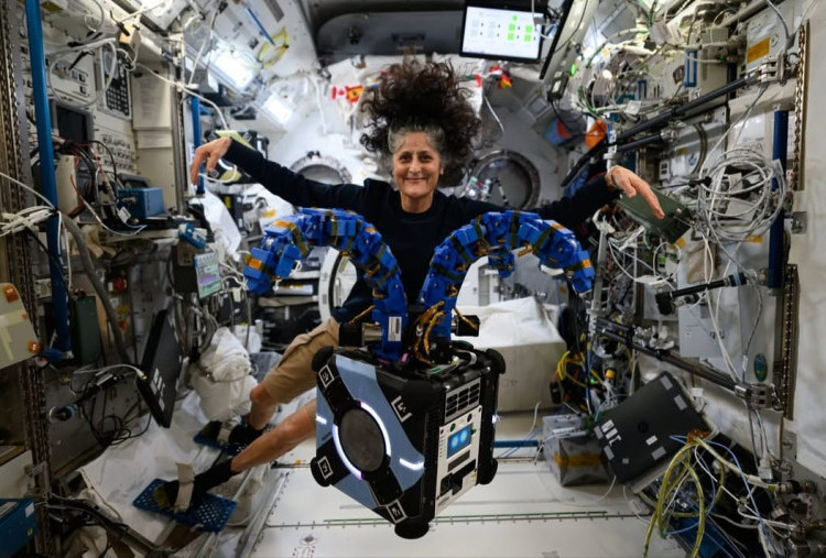 Astronaut Legendaris NASA Suni Williams Pensiun Setelah 27 Tahun Mengabdi
