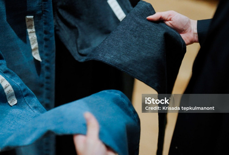 Baju Koko Makin Keren dengan Ankle Pants Stretch, Nyaman Dipakai Buat Mudik