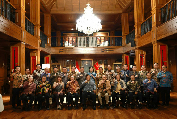 Prabowo ke APINDO: Industri Jangan Hanya Untung, Rakyat Harus Merasakan