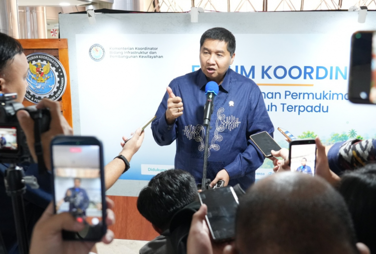 Ara Ungkap Cara Baru Tangani Permukiman Kumuh, Bukan Cuma Bedah Rumah