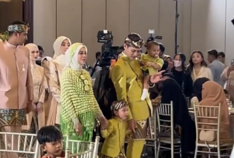 Momen Lesti Kejora Gender Reveal 7 Bulanan Kehamilan Anak Ketiga, Rizky Billar Lempar Tebak-Tebakan