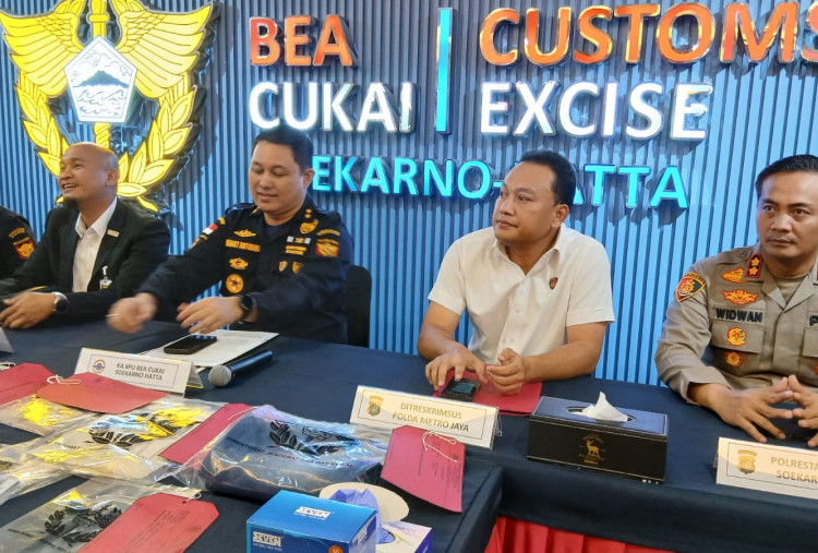 Selundupkan Emas Rp700 Juta di Celana Dalam, WN India Diciduk Bea Cukai Soetta