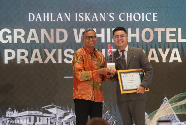Dahlan Iskan’s Choice Surabaya Tourism Awards 2026: Grand Whiz Hotel Praxis Peduli Bumi, Tak Alergi Kolaborasi